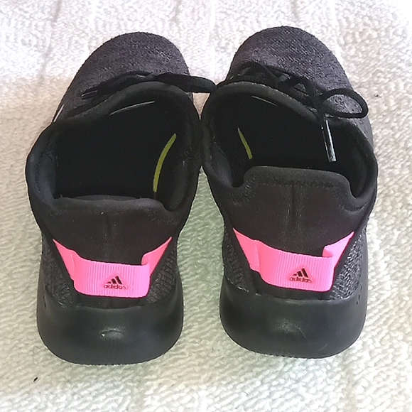 Adidas Cloud foam sneakers, womens Size 6, pre loved, great condition - Picture 4 of 7